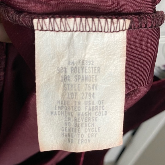 Snap brand velvet sleevless cut out dress - Picture 8 of 8